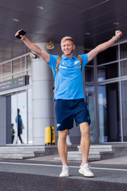 Вылет команды на матч с «Химками»