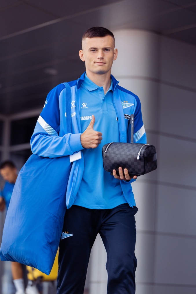 Вылет команды на матч с «Химками»