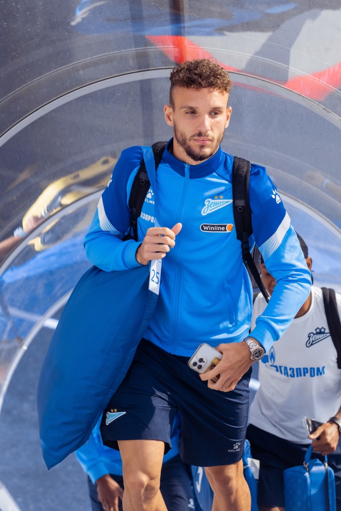 Вылет команды на матч с «Химками»