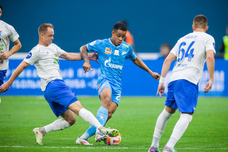 Мир Российская Премьер-Лига 2024/25, «Зенит» — «Факел»
