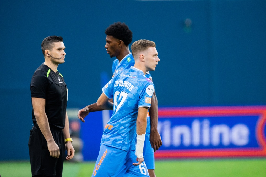 Мир Российская Премьер-Лига 2024/25, «Зенит» — «Факел»