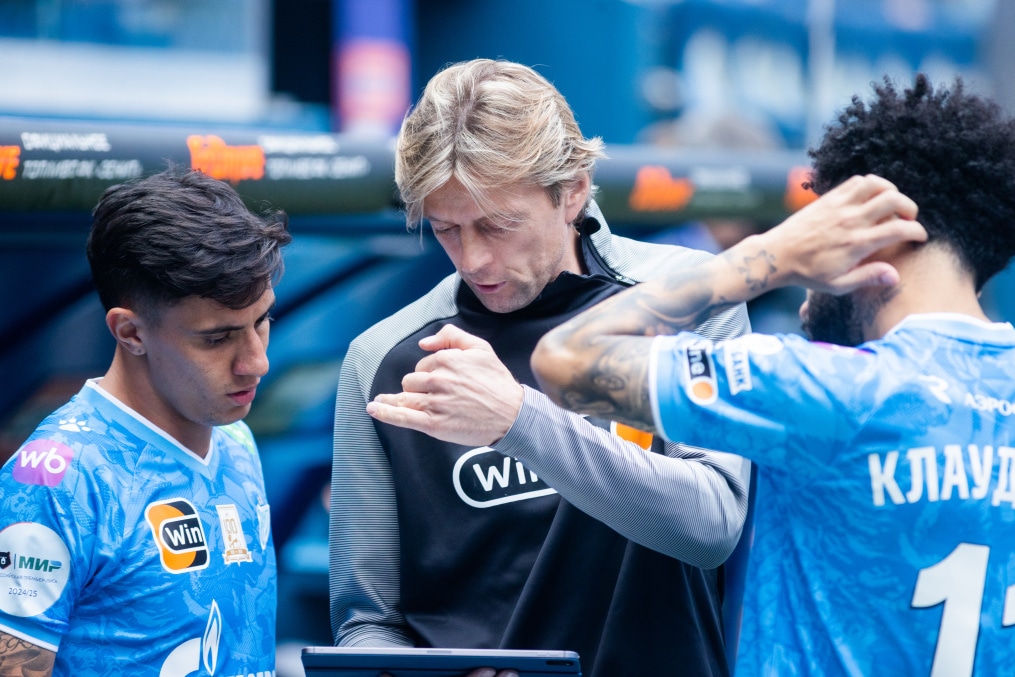 Мир Российская Премьер-Лига 2024/25, «Зенит» — «Факел»