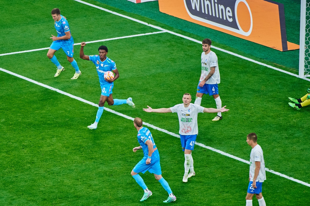 Мир Российская Премьер-Лига 2024/25, «Зенит» — «Факел»