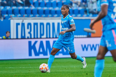 Мир Российская Премьер-Лига 2024/25, «Зенит» — «Факел»