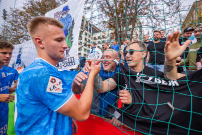 Болельщики на матче  «Родина»-м  — «Зенит»-2