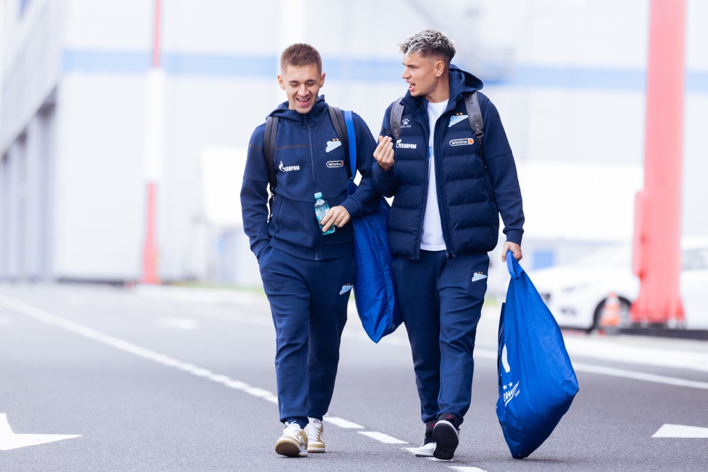 Вылет команды в Самару на матч «Акрон» — «Зенит»