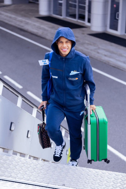 Вылет команды в Самару на матч «Акрон» — «Зенит»