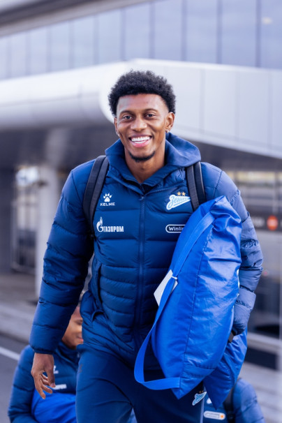 Вылет команды в Самару на матч «Акрон» — «Зенит»