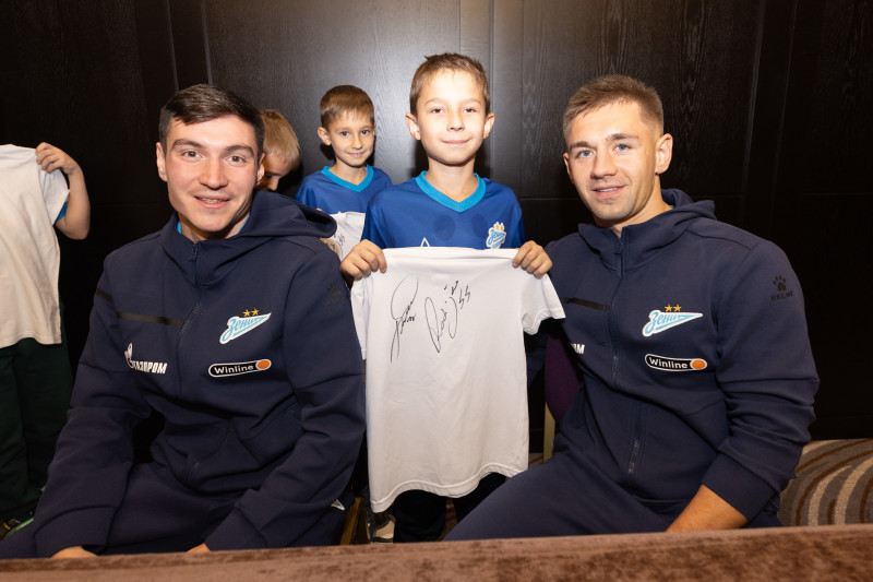 Автограф-сессия для воспитанников школы «Зенит-Чемпионика» в Самаре