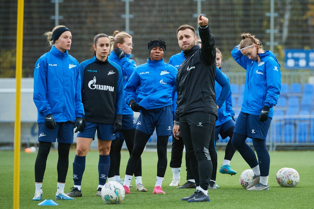 Тренировка женской команды перед матчем с ЖФК «Рязань-ВДВ»