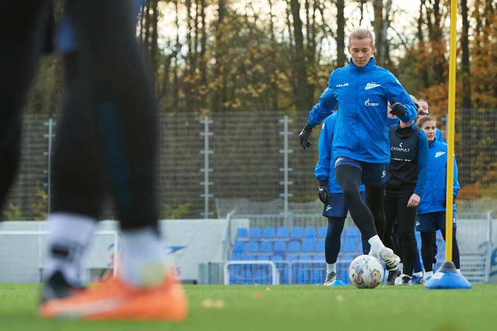 Тренировка женской команды перед матчем с ЖФК «Рязань-ВДВ»