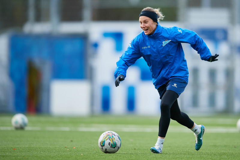 Тренировка женской команды перед матчем с ЖФК «Рязань-ВДВ»