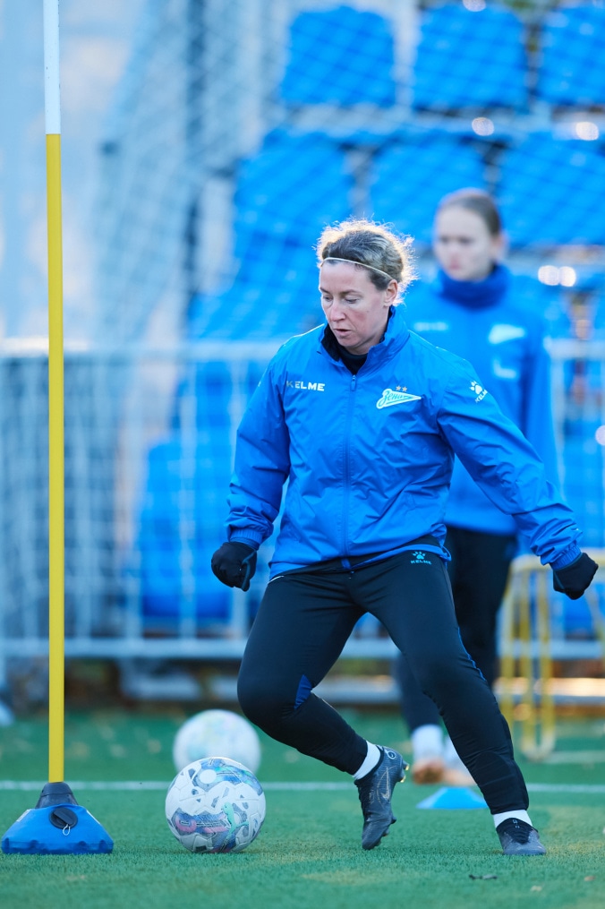 Тренировка женской команды перед матчем с «Рязанью-ВДВ»