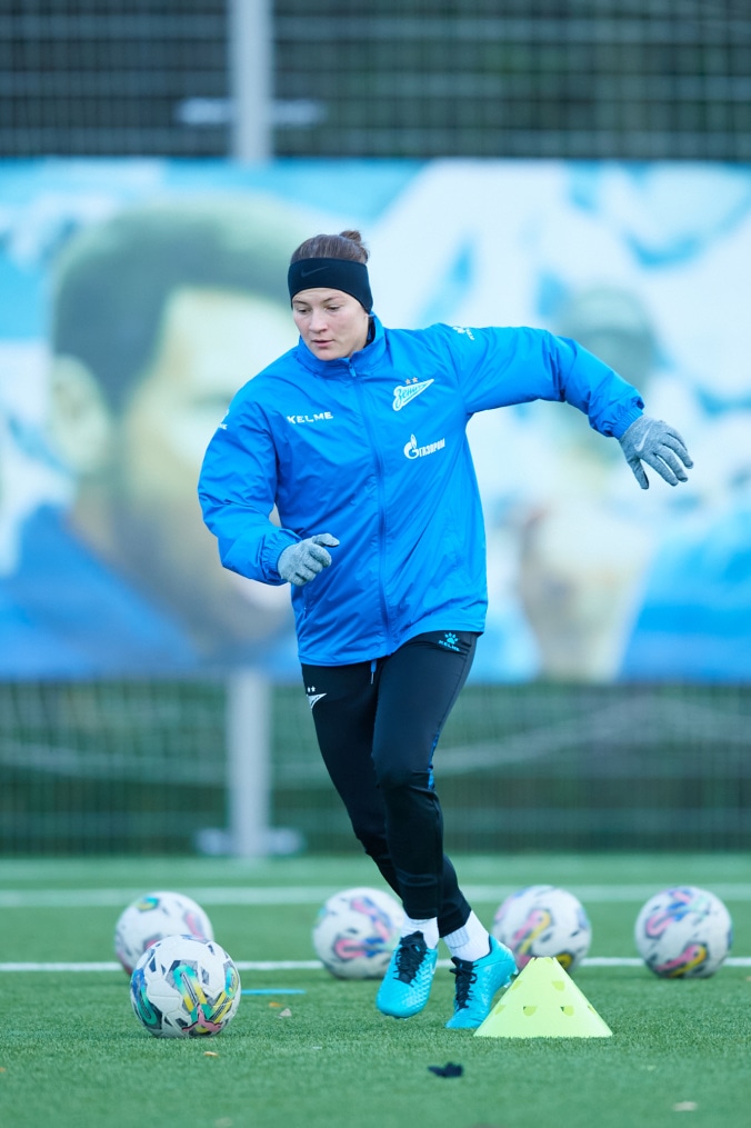 Тренировка женской команды перед матчем с «Рязанью-ВДВ»