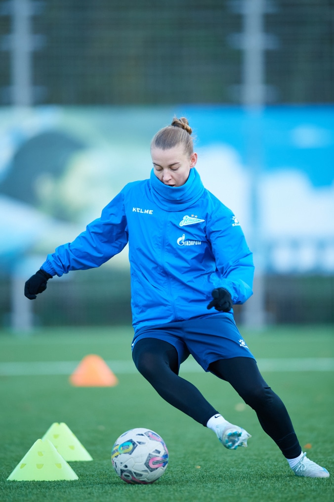 Тренировка женской команды перед матчем с «Рязанью-ВДВ»