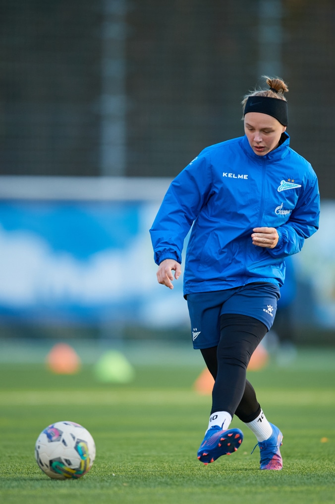 Тренировка женской команды перед матчем с «Рязанью-ВДВ»