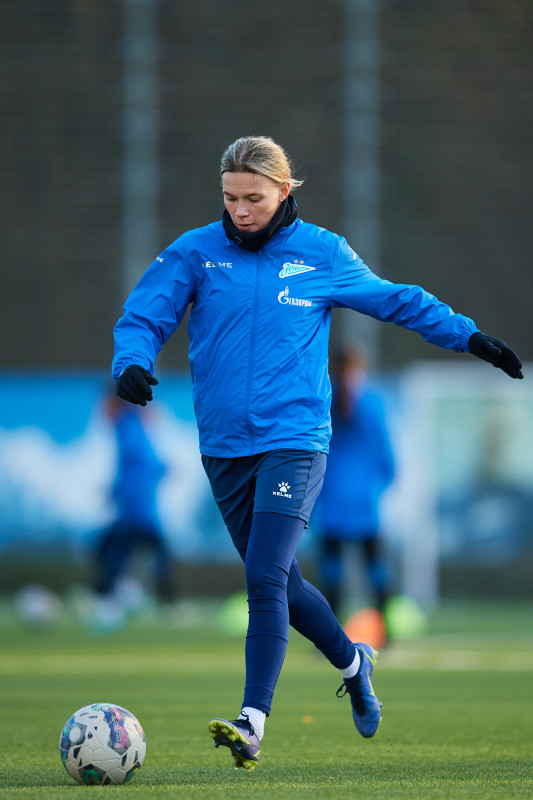 Тренировка женской команды перед матчем с «Рязанью-ВДВ»