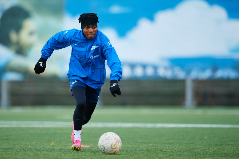 Тренировка женской команды перед матчем с «Рязанью-ВДВ»