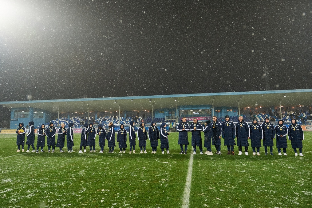 Чествование женской молодежной команды в перерыве матча «Зенит» — «Рязань-ВДВ»