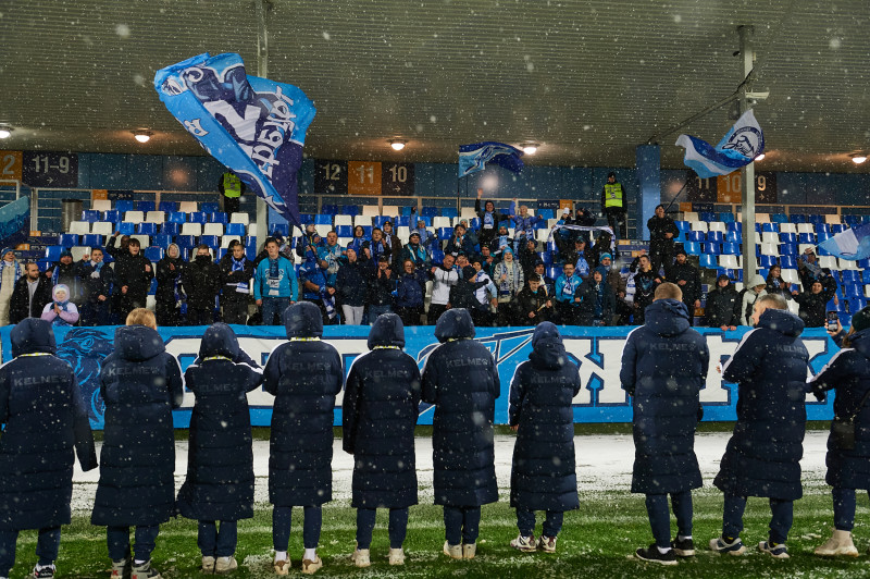 Чествование женской молодежной команды в перерыве матча «Зенит» — «Рязань-ВДВ»