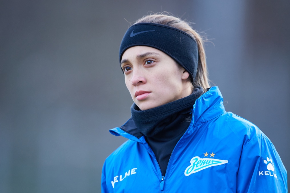 Тренировка женской команды перед матчем со «Звездой-2005»