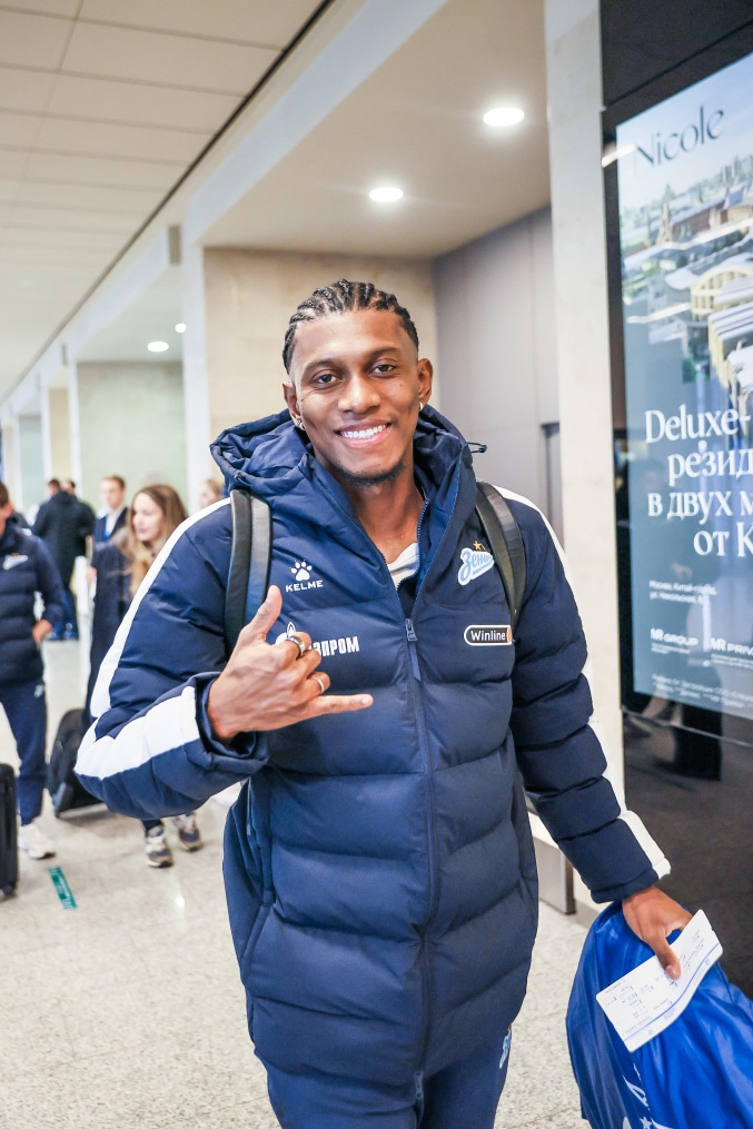 Вылет команды на матч с «Оренбургом»