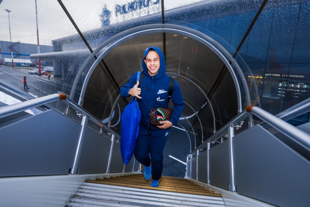 Вылет команды на кубковый матч с «Ахматом»