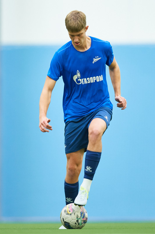 Первая тренировка «Зенита»-М в «Газпром»-Академии