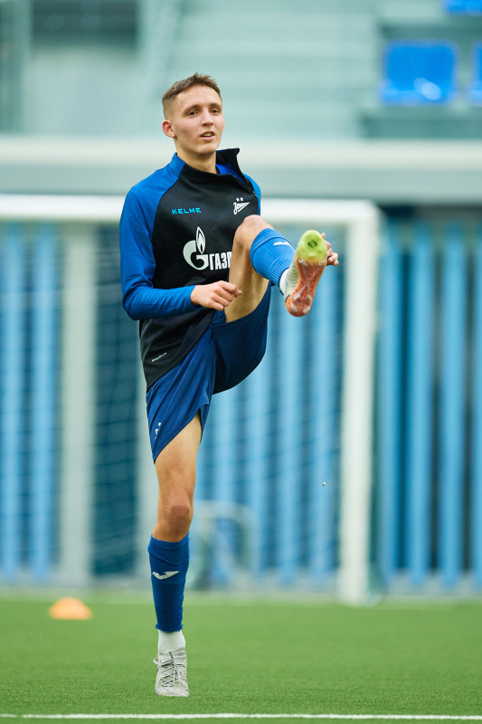 Первая тренировка «Зенита»-М в «Газпром»-Академии