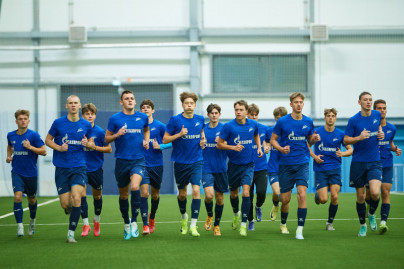 Первая тренировка «Зенита»-М в «Газпром»-Академии