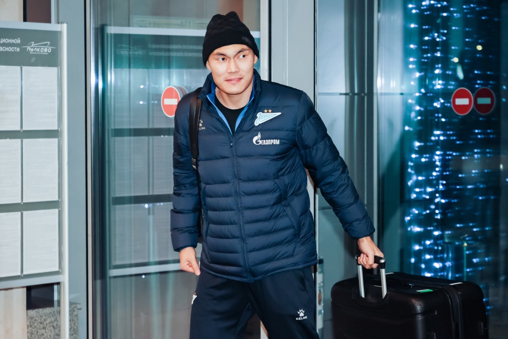 Вылет команды на первые зимние «Газпром» — тренировочные сборы в Катаре