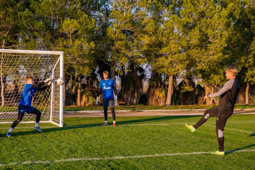 Первые учебно-тренировочные сборы «Зенита»-м в Турции: 2 февраля, тренировка вратарей