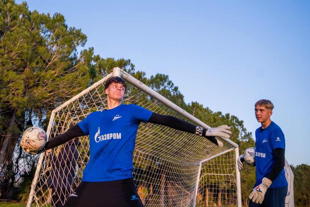 Первые учебно-тренировочные сборы «Зенита»-м в Турции: 2 февраля, тренировка вратарей