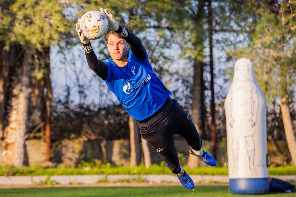 Первые учебно-тренировочные сборы «Зенита»-м в Турции: 2 февраля, тренировка вратарей