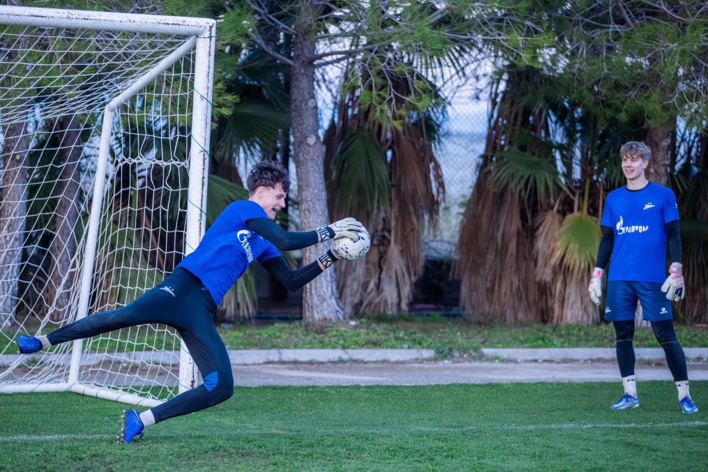 Первые учебно-тренировочные сборы «Зенита»-м в Турции: 2 февраля, тренировка вратарей