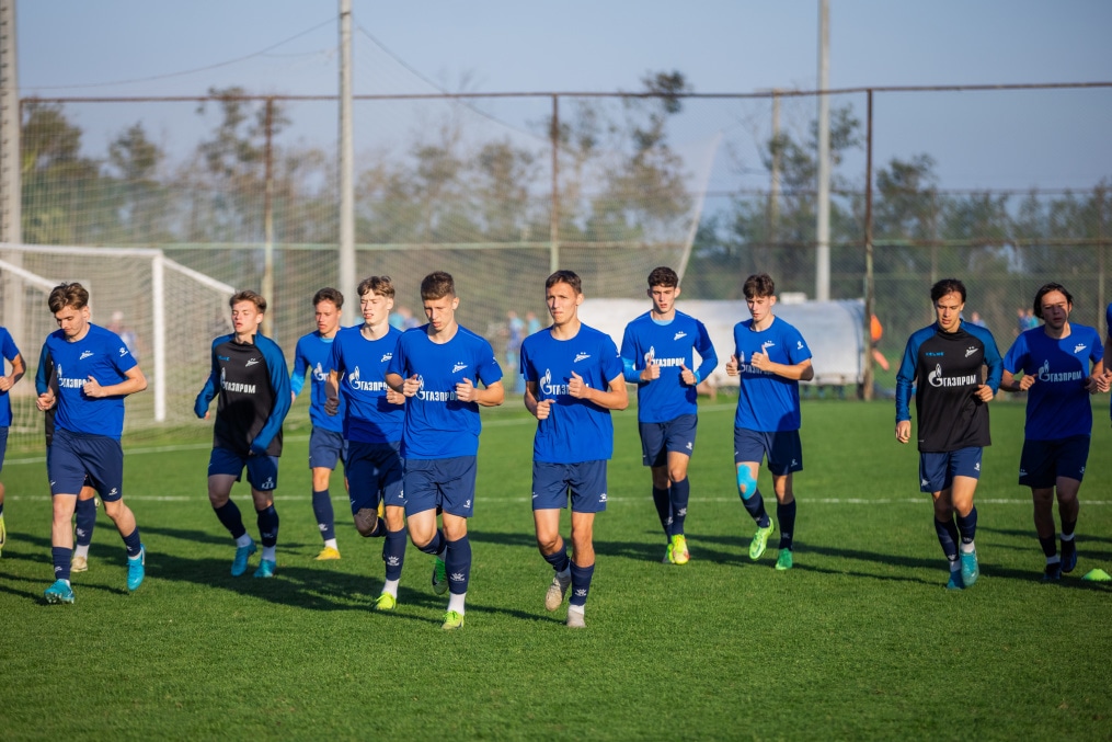 Первые учебно-тренировочные сборы «Зенита»-м в Турции: 3 февраля, вечерняя тренировка