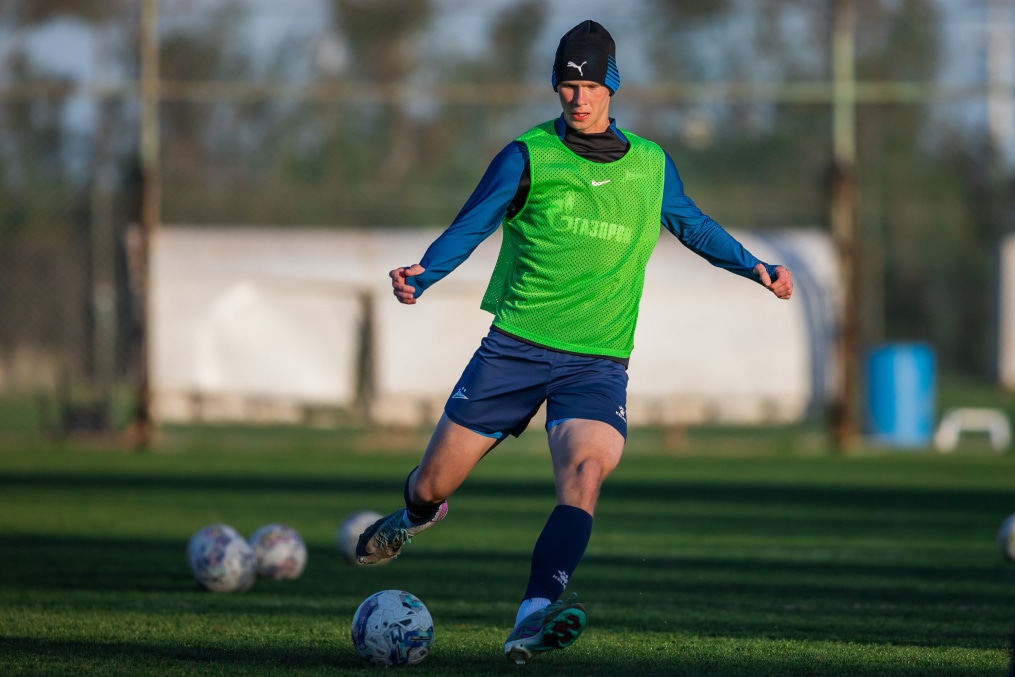 Первые учебно-тренировочные сборы «Зенита»-м в Турции:  5 февраля, вечерняя тренировка