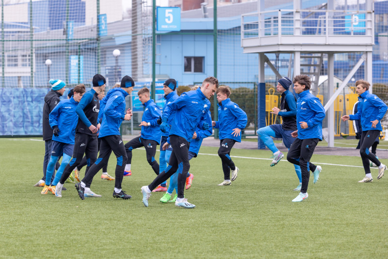 Тренировка «Зенита»-м в «Газпром»-Академии ФК «Зенит»