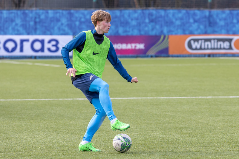 Тренировка «Зенита»-м в «Газпром»-Академии ФК «Зенит»