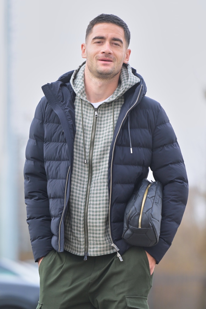 Приезд игроков на тренировку перед матчем с «Рубином»