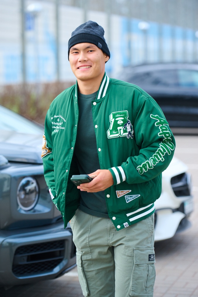 Приезд игроков на тренировку перед матчем с «Рубином»