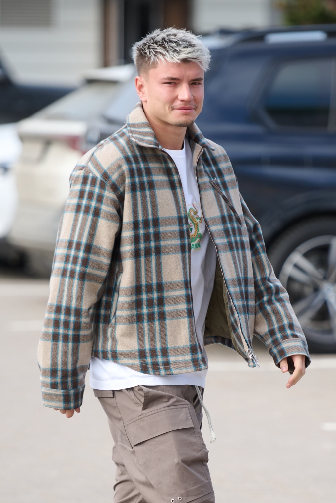 Приезд игроков на тренировку перед матчем с «Рубином»