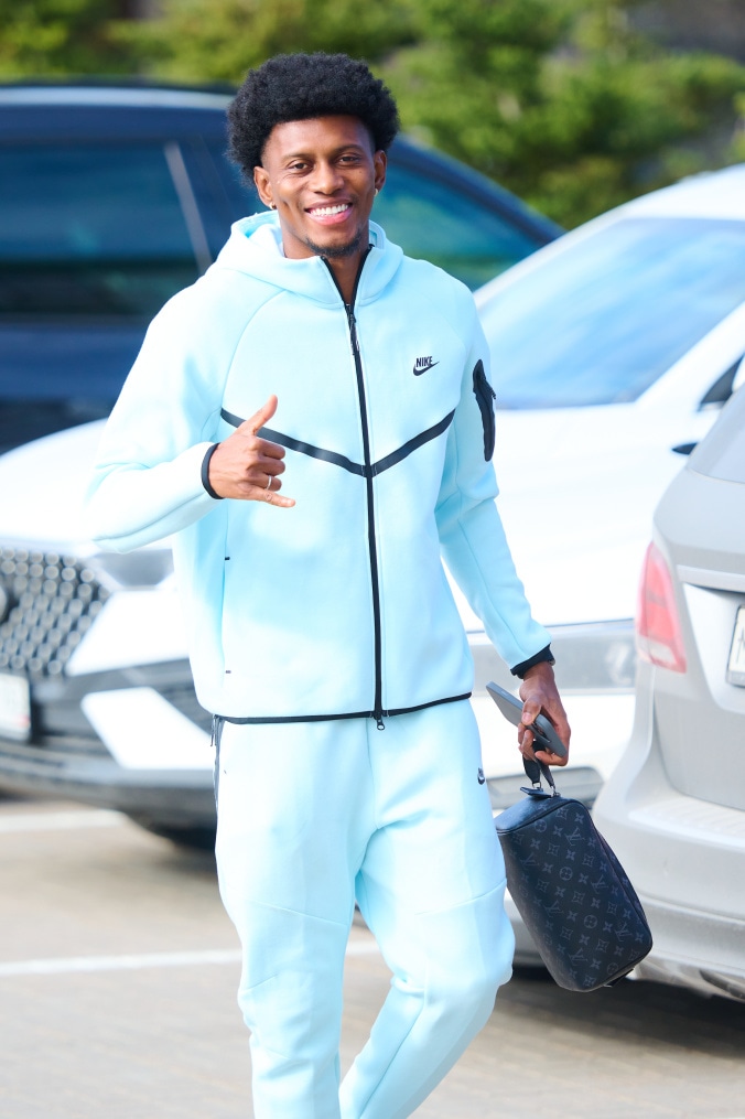 Приезд игроков на тренировку перед матчем с «Рубином»