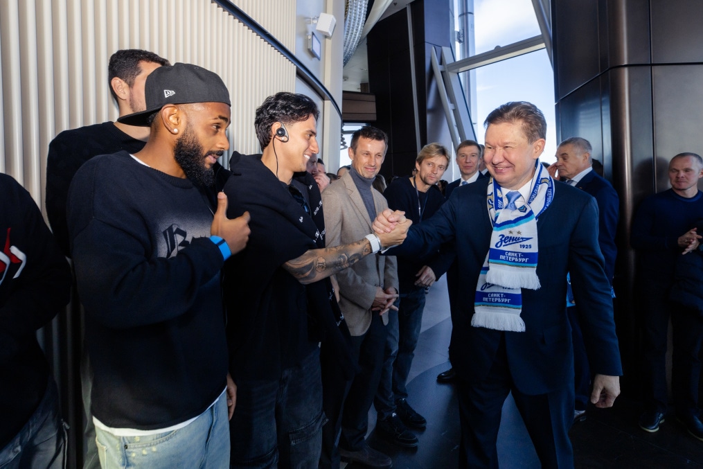 Экскурсия игроков основного состава «Зенита» в «Лахта-Центр»