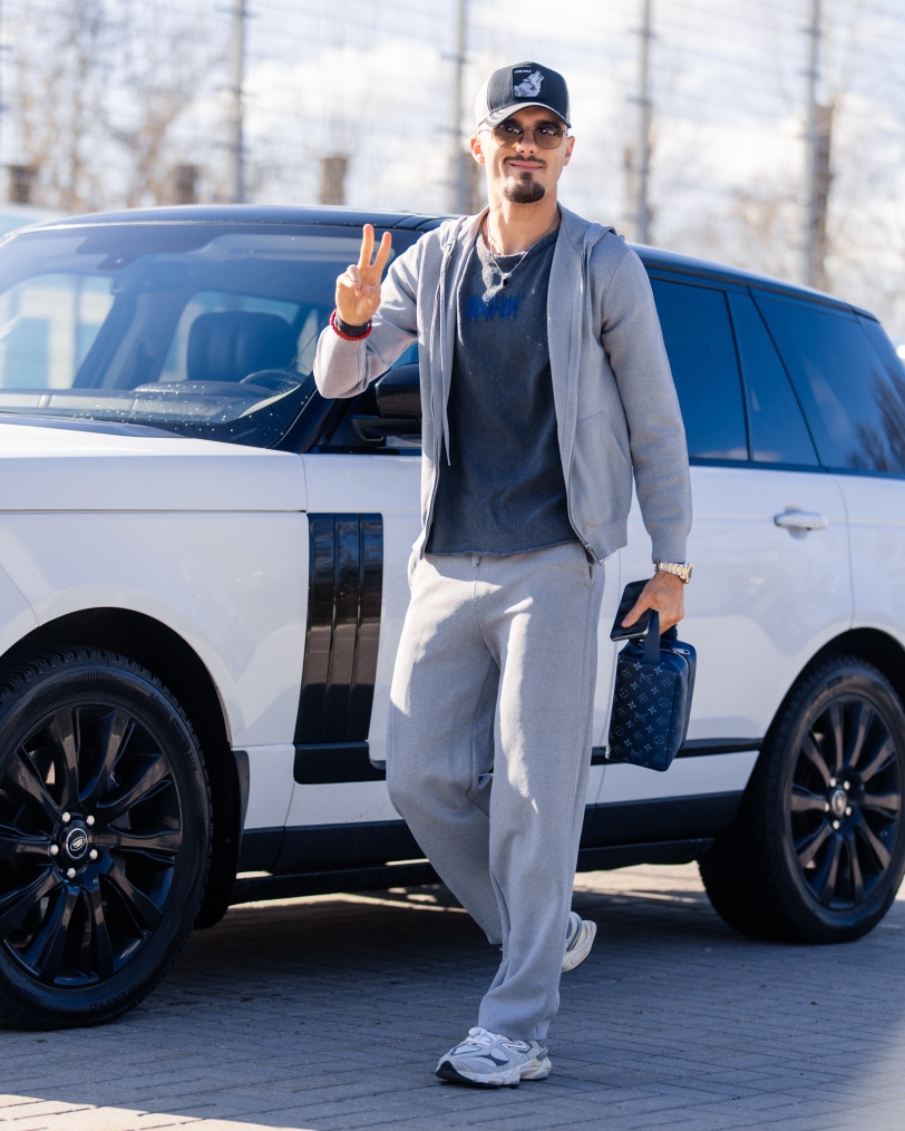 ЗенитStyle: прибытие футболистов на тренировку перед матчем с «Краснодаром»