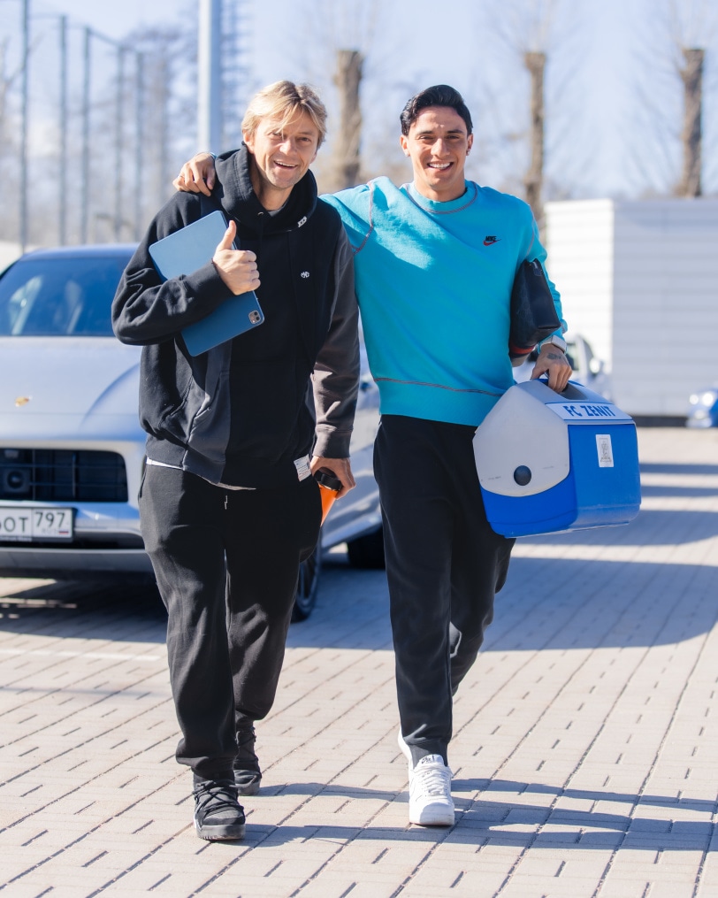 ЗенитStyle: прибытие футболистов на тренировку перед матчем с «Краснодаром»