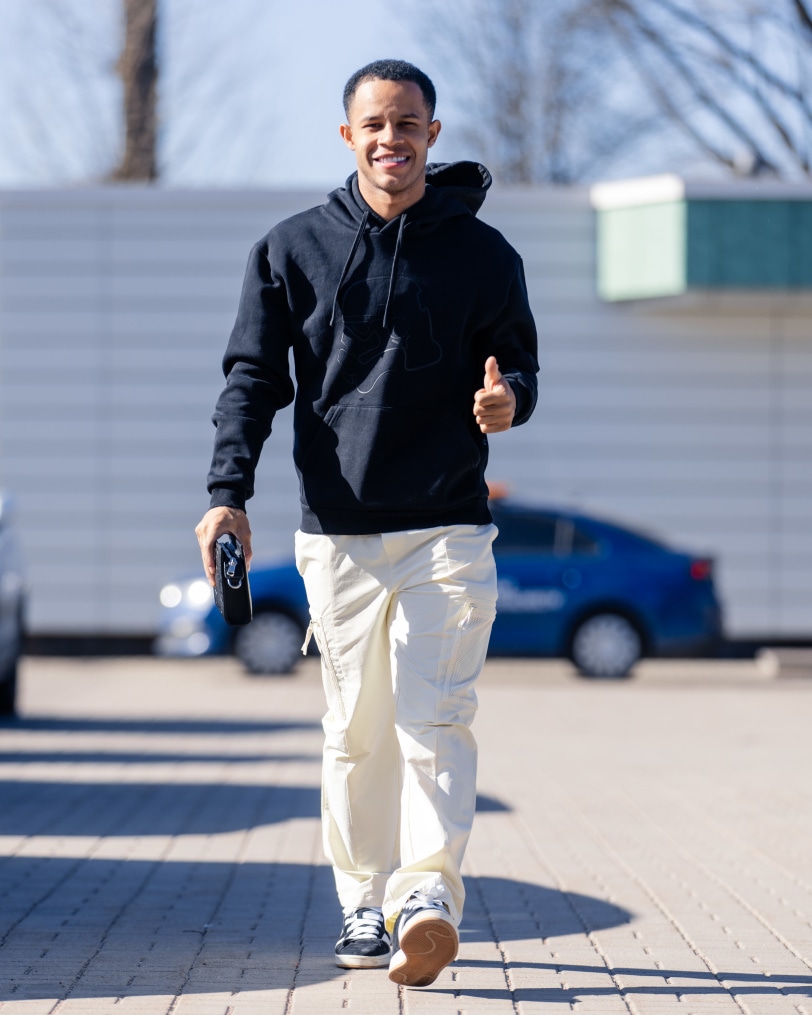 ЗенитStyle: прибытие футболистов на тренировку перед матчем с «Краснодаром»