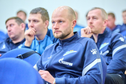 Лекция Валерия Газзаева в «Газпром»-Академии ФК «Зенит»