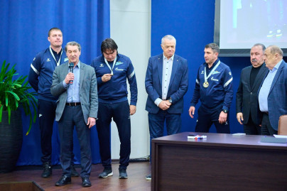 Лекция Валерия Газзаева в «Газпром»-Академии ФК «Зенит»