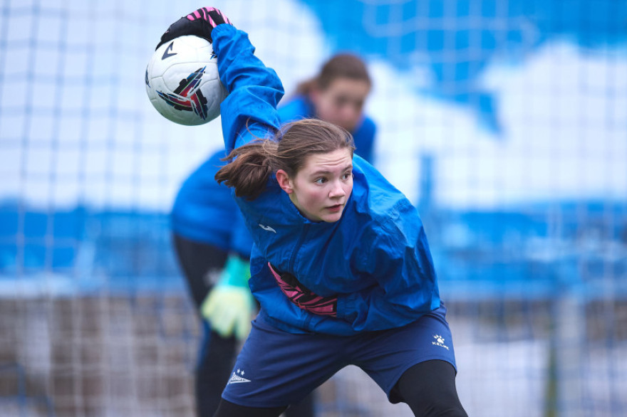 Тренировка женской юношеской команды U-18